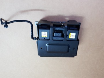 VW TOUAREG III ДОПОЛНИТЕЛЬНЫЙ АККУМУЛЯТОР 4M0915169E