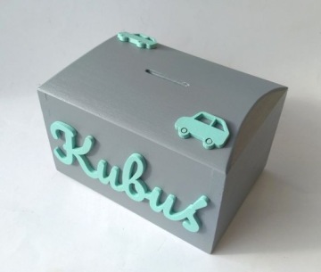 Подарок ребенку-копилка с 3D именем.