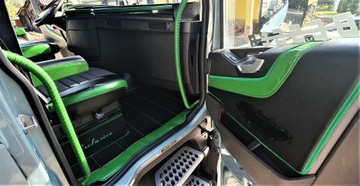 ИНТЕРЬЕР НОВОГО VOLVO FH4 — ОБРАЗЕЦ «MNW»