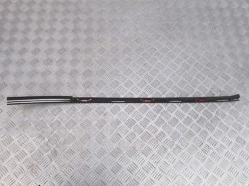 LIŠTA OKNO PŘEDNÍ LEVÝ C-CROSSER 10R 4007