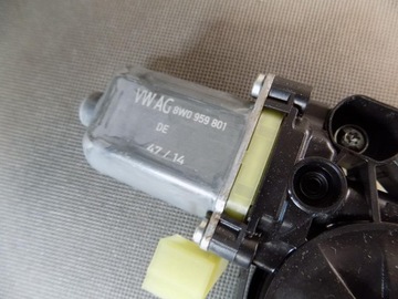 AUDI Q7 4M MECHANIZMUS OKNO KPL 4M0837462A