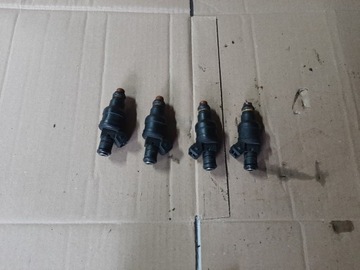WTRYSKIWACZE AUDI A4 B5 1.8 058133551A