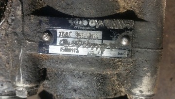 ТОПЛИВНЫЙ НАСОС - ОПОРА ПИТАНИЯ ZF VOLVO FH13 08R