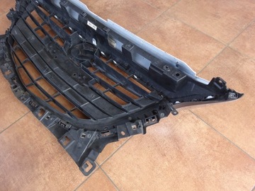 MAZDA 3 MAZDA3 13-17 2013-2017 ПЕРЕДНЯЯ РЕШЕТКА