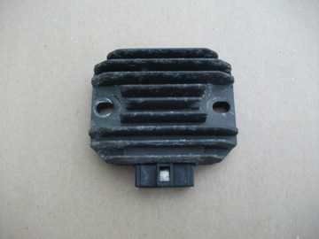 PIAGGIO X-EVO 125 REGULATOR NAPIĘCIA