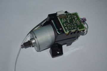 Главный приводной двигатель и управление HP LASERJET P1102w