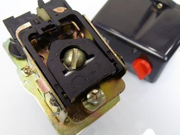 PRESSOSTAT 400v реле давления для 3-х фазного компрессора