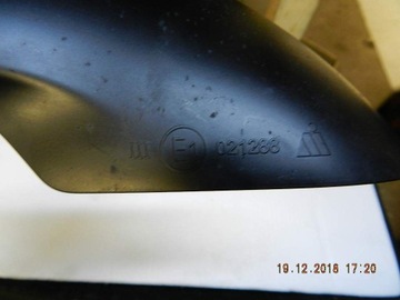 PORSCHE 911 991 GT3 RS POUZDRO SPODNÍ ZRCÁTKO LEVÝ