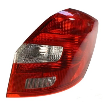 LAMPA TYLNA PRAWA SKODA FABIA II 07-15 HTB/KOMBI