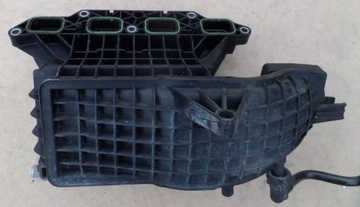 Audi VW Skoda kolektor ssący 1.4 TSI 03C129711AD
