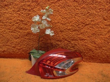2012R- PEUGEOT 208 I DOBRÁ SVĚTLO ZADNÍ PRAVÁ ORIGINÁLNÍ