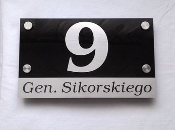 Гравированная адресная тарелка. Номер дома. Штаб -квартира