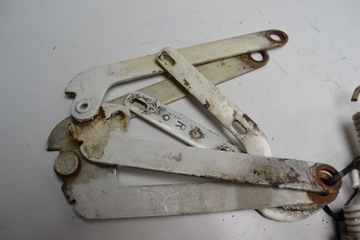 Мерседес R107 SL Петли капота