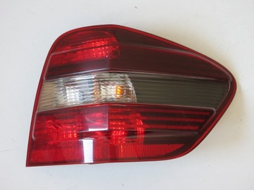 MERCEDES ML W164 lampa prawy tył A1649064200