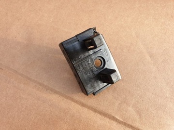 КРЕПЛЕНИЕ БАМПЕРА TESLA 3 ЛЕВОЕ