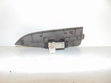 ОКОННЫЙ ВЫКЛЮЧАТЕЛЬ ПАНЕЛЬ CABSTAR MAXITY, СПРАВА