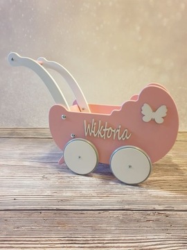 КОЛЯСКА ДЛЯ ДЕРЕВЯННОЙ КУКЛЫ-ХОДУНКИ С ИМЕНЕМ