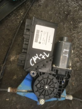 MECHANIZMUS OKNO PRAVÝ LEVÝ ZADNÍ CAYENNE 7L