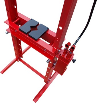 ГИДРАВЛИЧЕСКИЙ ПРЕСС 20Т, 2-СКОРОСТНОЙ СДВИЖНОЙ ПОРШЕНЬ