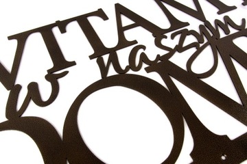 Настенная вешалка для одежды и ключей в прихожую