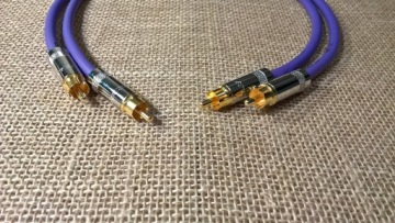 RCA интерконнект CORDIAL PURPLE NEUTRIK 100 см