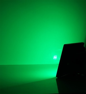 ГАЛОГЕННЫЙ СВЕТОДИОД FLIGHT 20W RGB + ПУЛЬТ ДИСТАНЦИОННОГО УПРАВЛЕНИЯ + кабель 1,8м