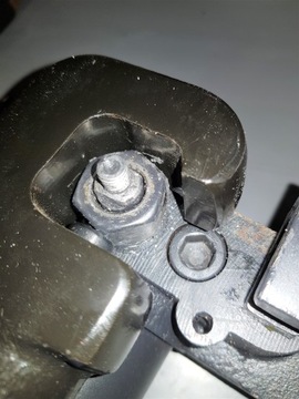 Адаптер для пневматического перфоратора