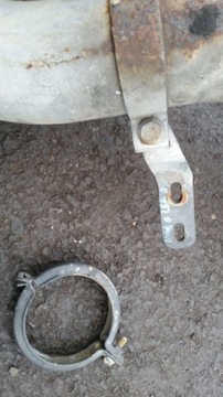 Mocowanie rury wieszak Atego