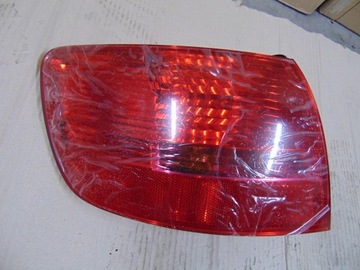 LAMPA LEWA TYŁ ORYGINAŁ KOMBI 4F9945095 A6 C6 05R