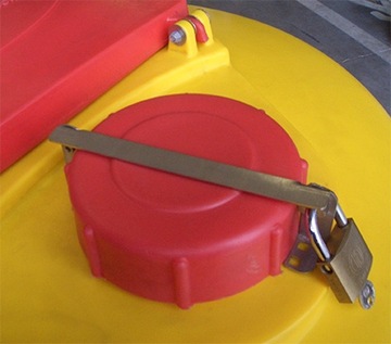 Бак для отработанного масла емкостью 500 л.