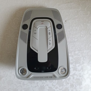 AUDI A6 C8 LAMPKA LED PODSUFITKI OŚWIETLENIE