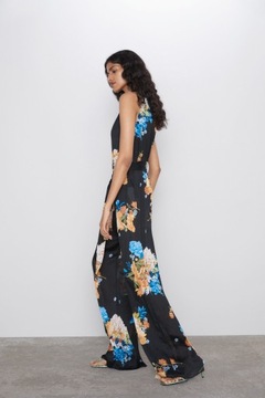 ZARA — свободный комбинезон с цветочным принтом — M