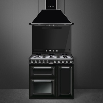 ОТДЕЛЬНО СТОЯЩАЯ КУХНЯ С ГАЗОВОЙ ПЛИТКОЙ Духовки SMEG TR93BL РОЗЕТКА