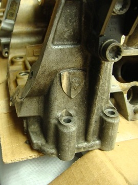 ГОЛОВКА AUDI RS6 C6 4F BUH 07L103404D 07L103403D