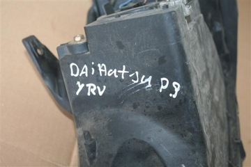 SVĚTLO PŘEDNÍ PRAVÁ DAIHATSU YRV