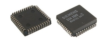 SDA2082 8-битный 12 МГц микроконтроллер PLCC44