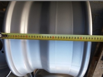 FELGI do opon 385/55R19,5 do PRZYCZEP na 6 otworów