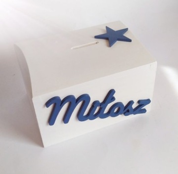 Подарок ребенку-копилка с 3D именем.