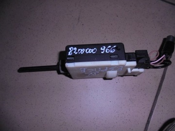 ESPACE IV SIŁOWNIK KLAPKI WLEWU 8200000966