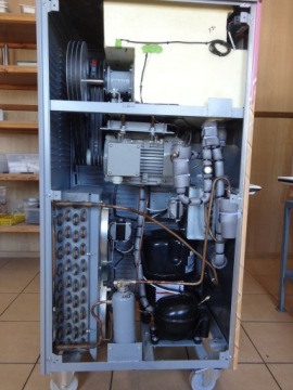 МАШИНА ДЛЯ МОРОЖЕНОГО С НОЧНЫМ ОБСЛУЖИВАНИЕМ