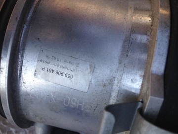 AUDI A4 A5 Q5 3,0 TDI FILTR VZDUCHU 8K0133835B