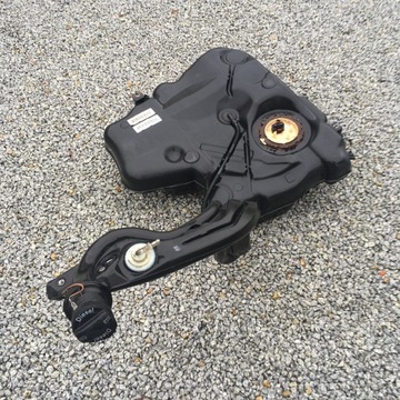 AUDI A3 2,0 TDI CR CBAB 2009ROK NÁDRŽ PALIVA KOMPLETNÍ