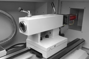 ТОКАРНЫЙ СТАНОК С ЧПУ CORMAK 500x1000 ПРИВОДНОЙ ИНСТРУМЕНТ