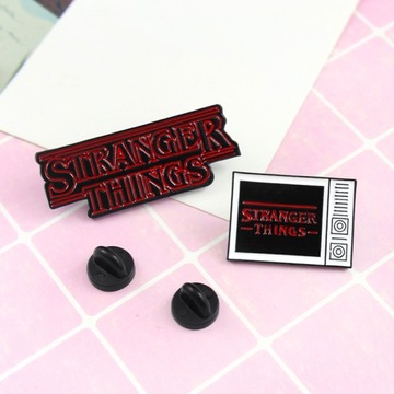 Stranger Things Przypinka Logo Napis Eleven PL