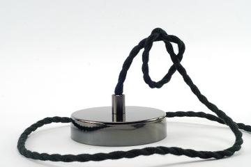 Розетка светильника своими руками, черный хромированный потолок, винтажная решетка радиатора, паук LOFT