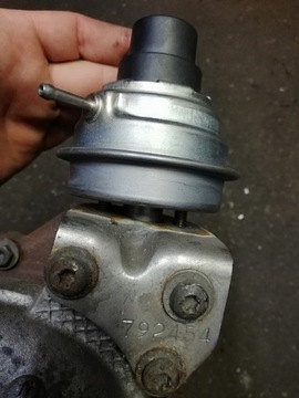 КЛАПАН ТУРБОКОМПЕНСАТОРА 792454 CRAFTER 2.0 D