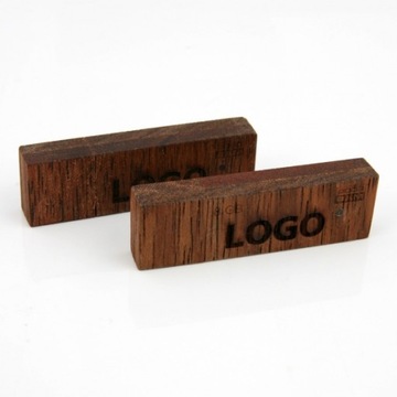 PENDRIVE 8GB Z GRAWEREM LOGO REKLAMOWE 50 SZTUK