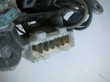 ДВИГАТЕЛЬ СТИРАЛЬНОЙ МАШИНЫ WHIRLPOOL AWT 5088/4-800