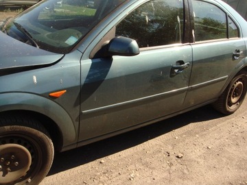 LUSTERKO ZEWNETRZNE FORD MONDEO MK3 LAKIER N1