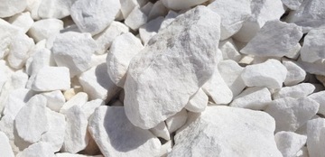 Крупа декоративный гравий белый с блестками 30-60мм 500 кг